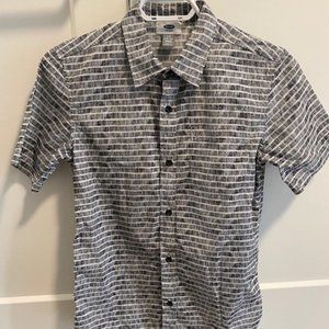 Old Navy Short Sleeved Dress Shirt, Boys Size L (10-12), Black and White